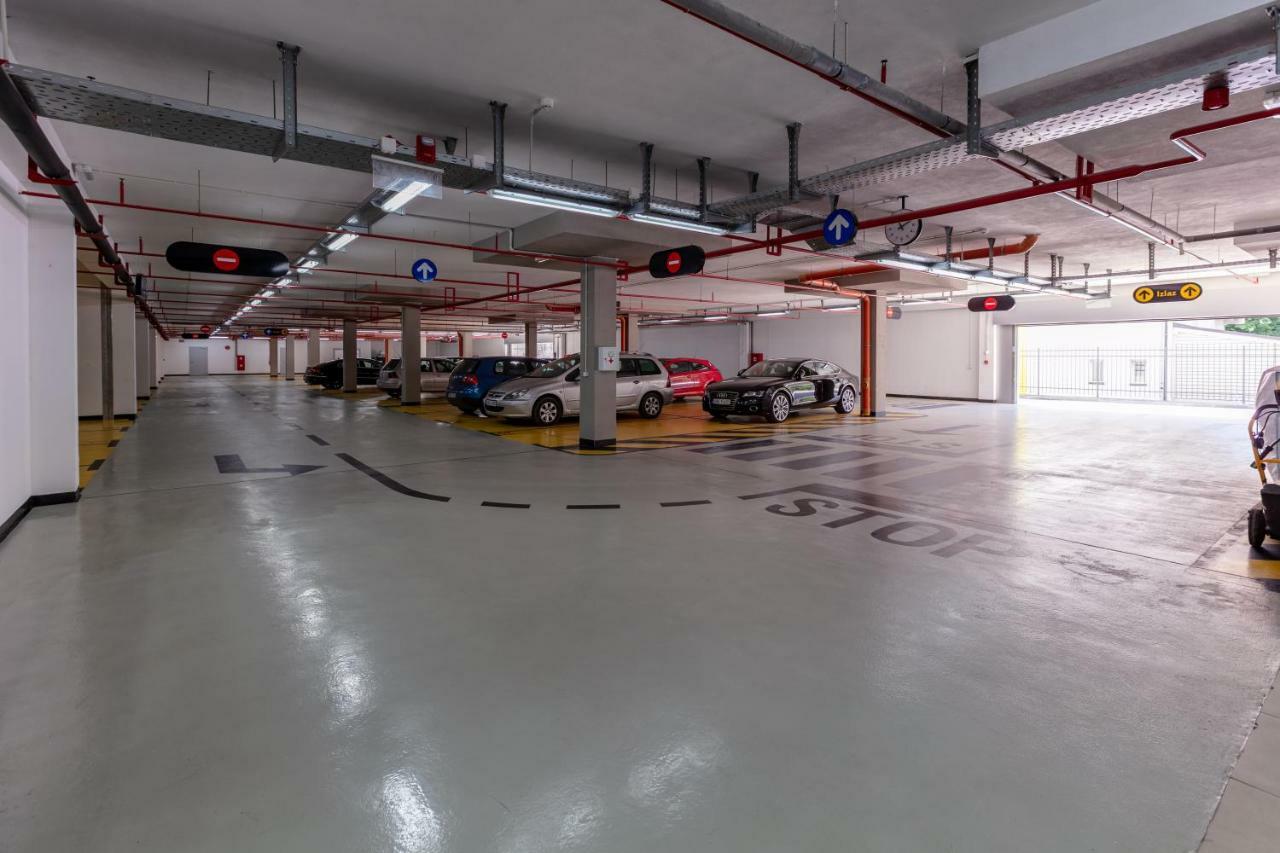 Hotel Iut Travnik Bagian luar foto