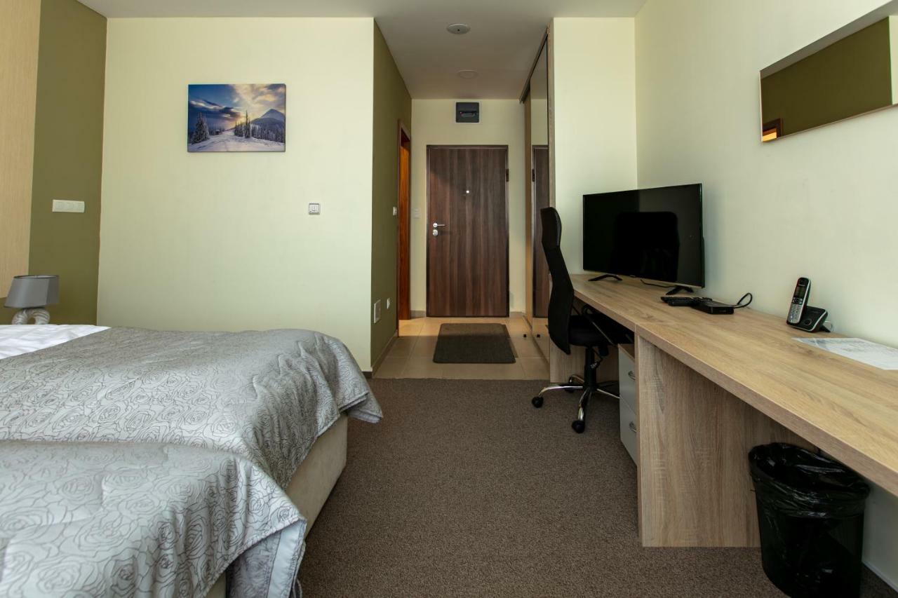 Hotel Iut Travnik Bagian luar foto